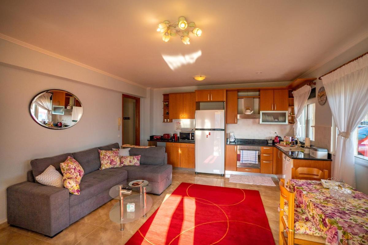 Paralia Platanou Seaview House Экстерьер фото